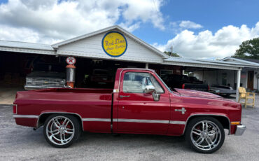 Chevrolet-C-10-1984-Truck-3