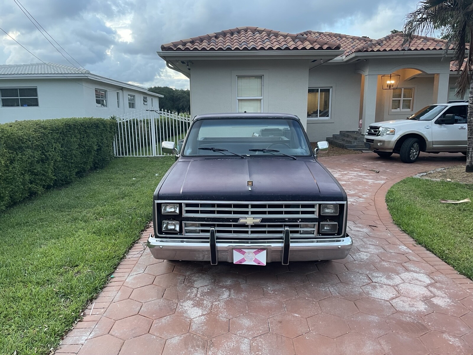 Chevrolet-C-10-1985-1