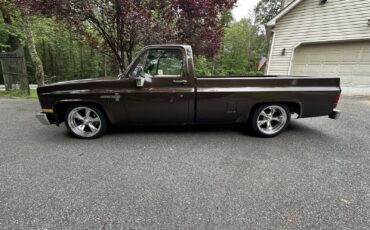 Chevrolet-C-10-1985-1