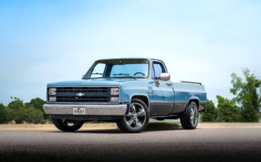 Chevrolet-C-10-1985-2-Door-13