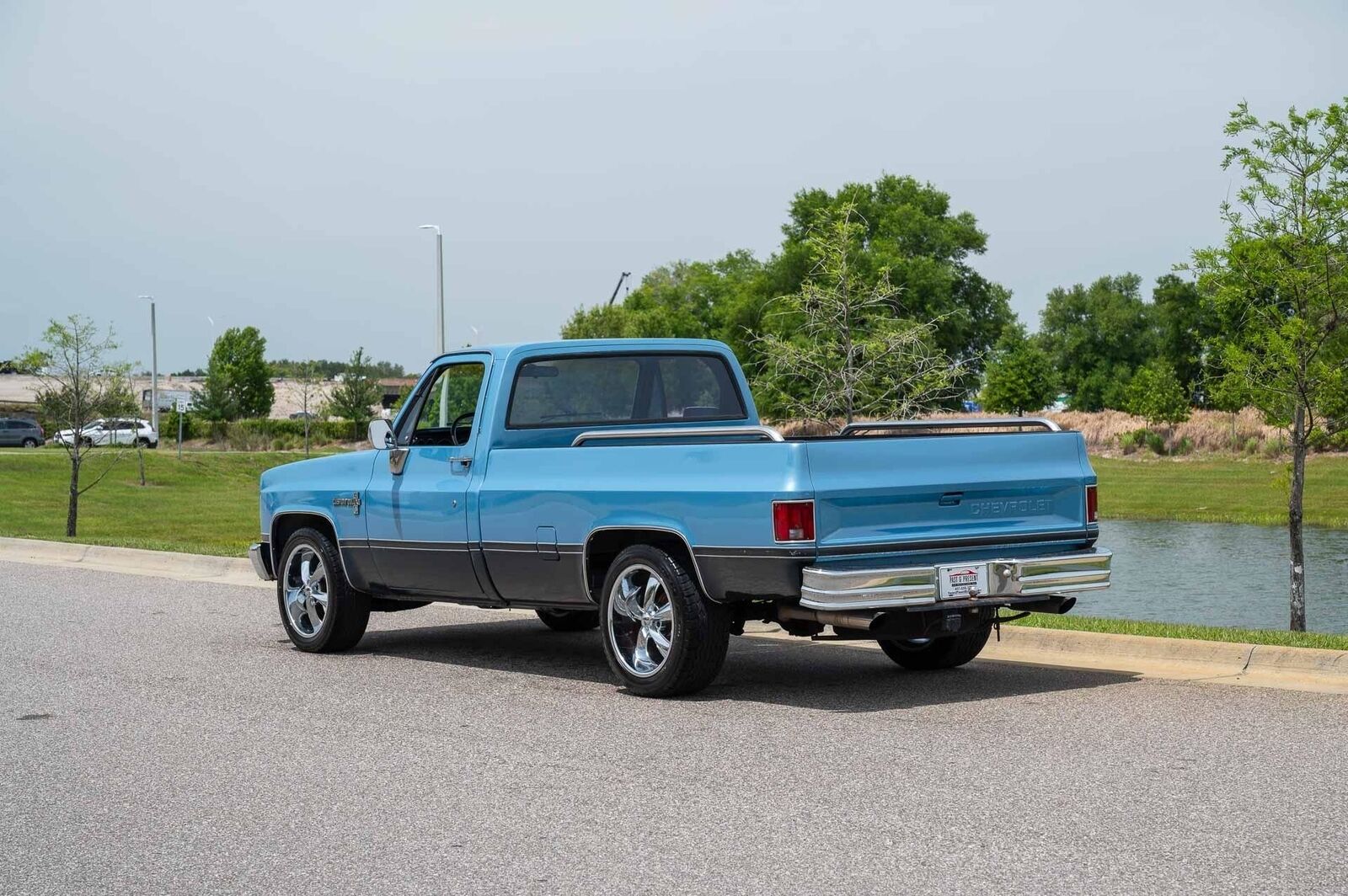 Chevrolet-C-10-1985-2-Door-14