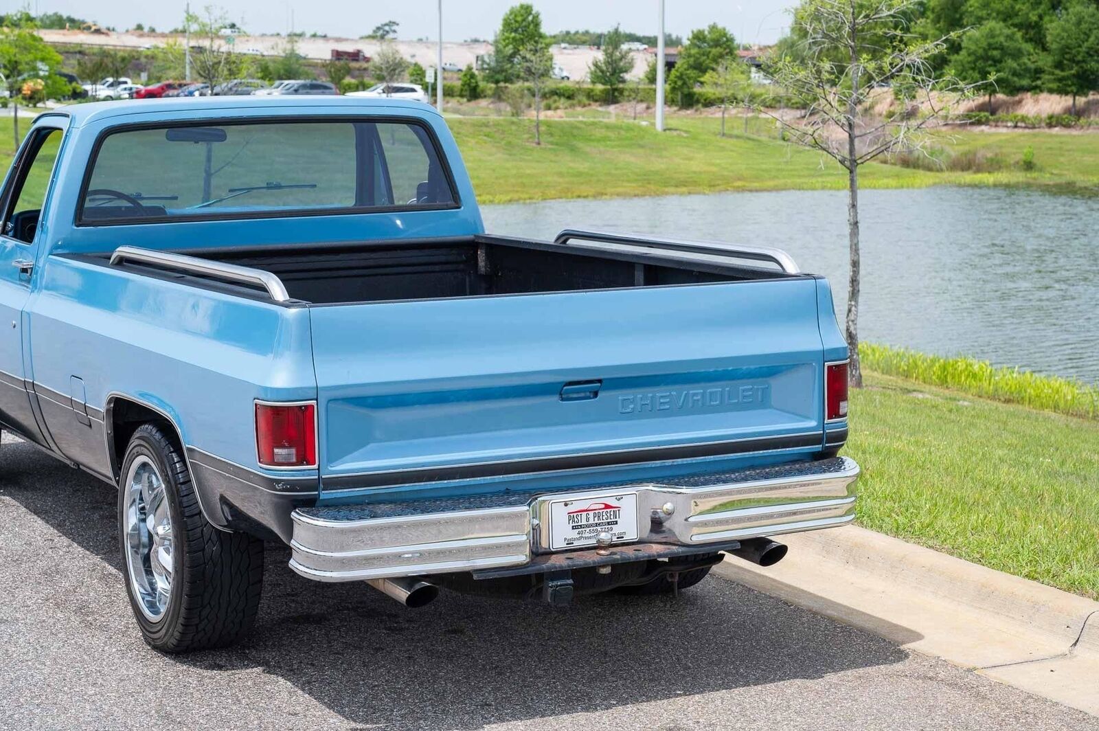 Chevrolet-C-10-1985-2-Door-15
