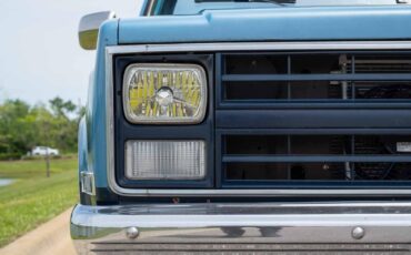 Chevrolet-C-10-1985-2-Door-16