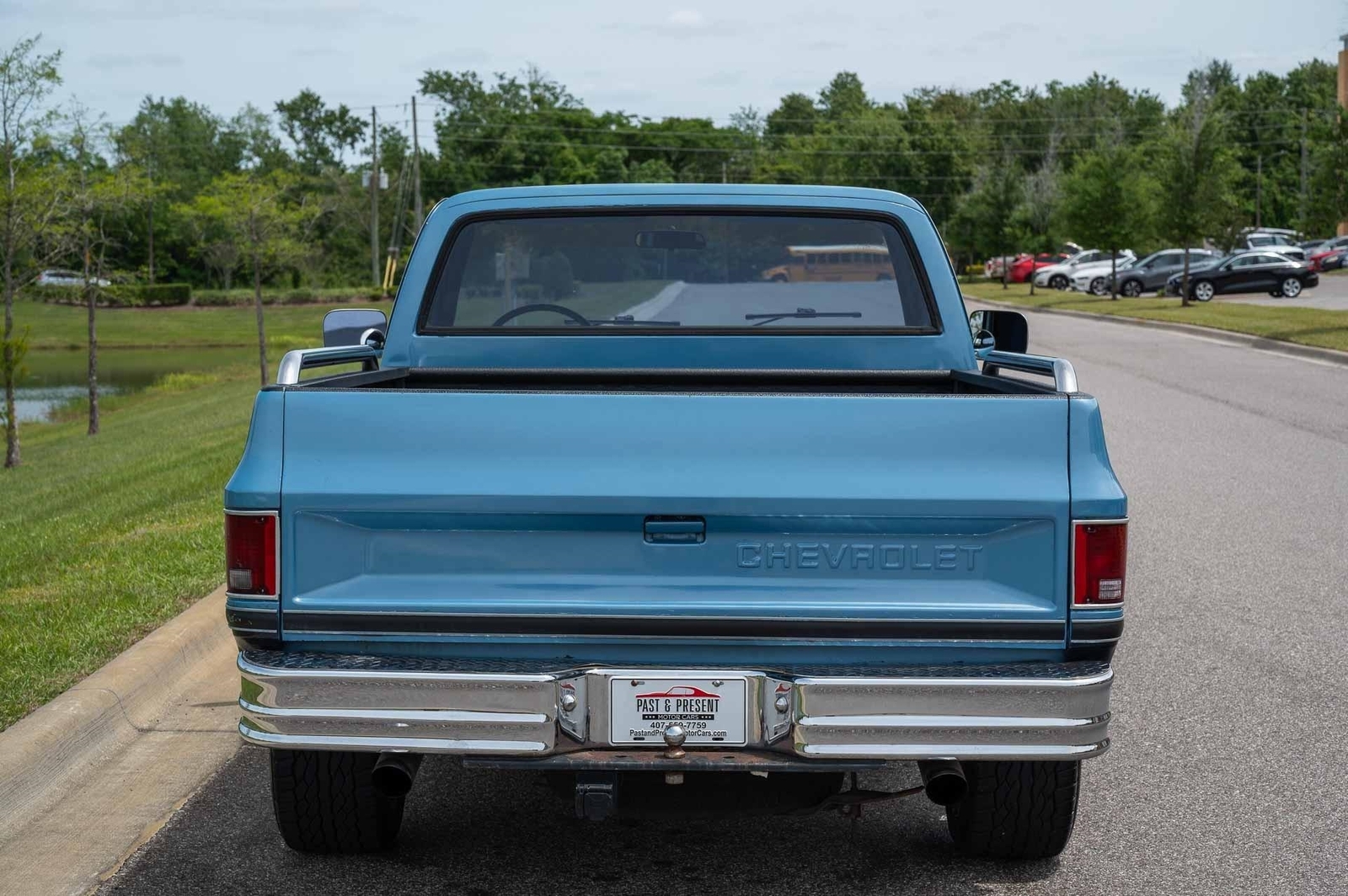 Chevrolet-C-10-1985-2-Door-30