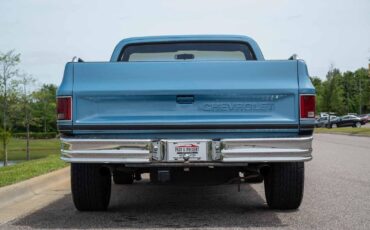 Chevrolet-C-10-1985-2-Door-37