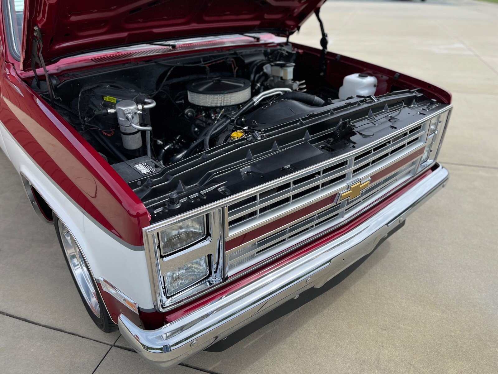 Chevrolet-C-10-1985-4