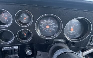 Chevrolet-C-10-1985-7