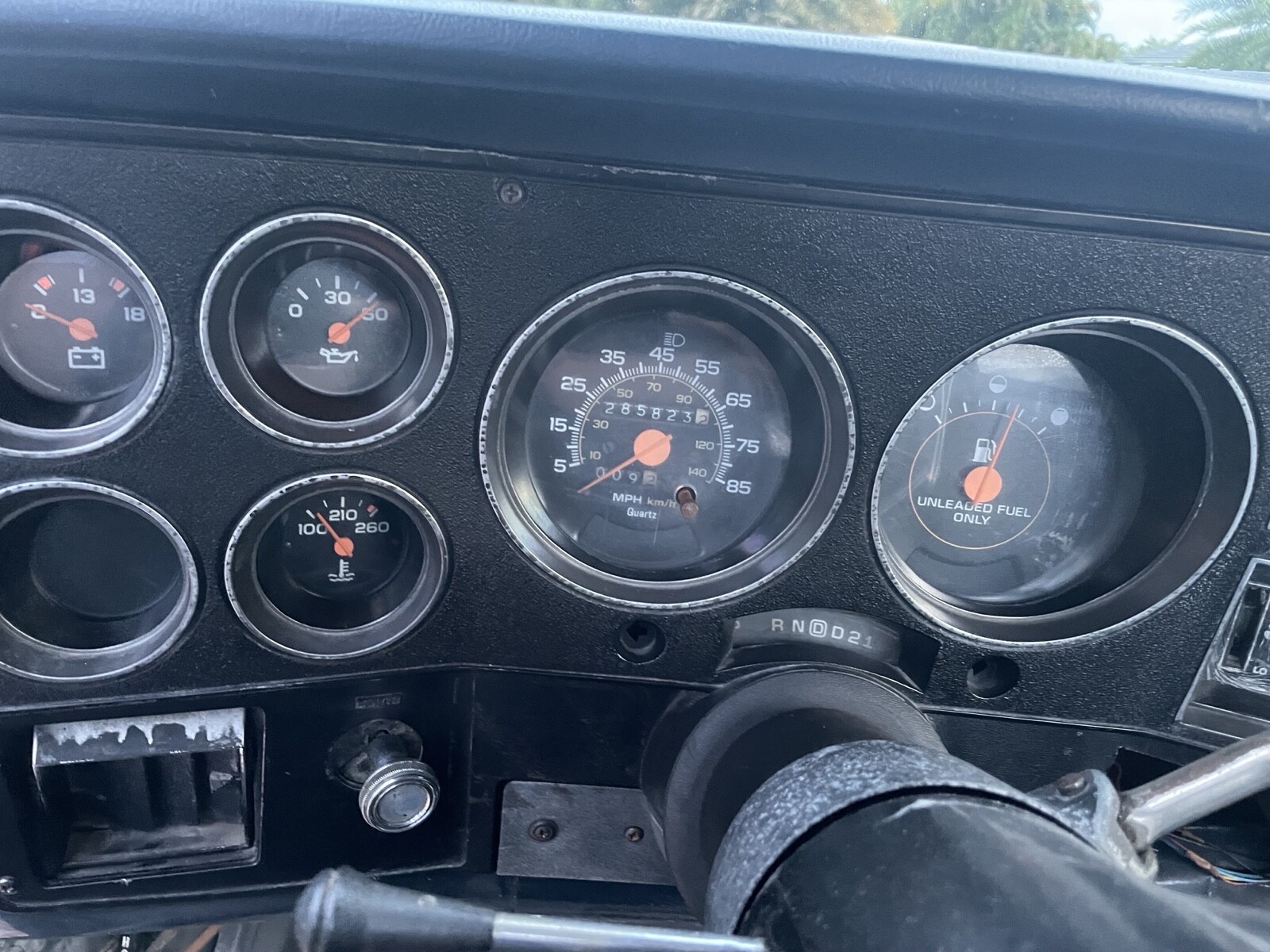 Chevrolet-C-10-1985-7