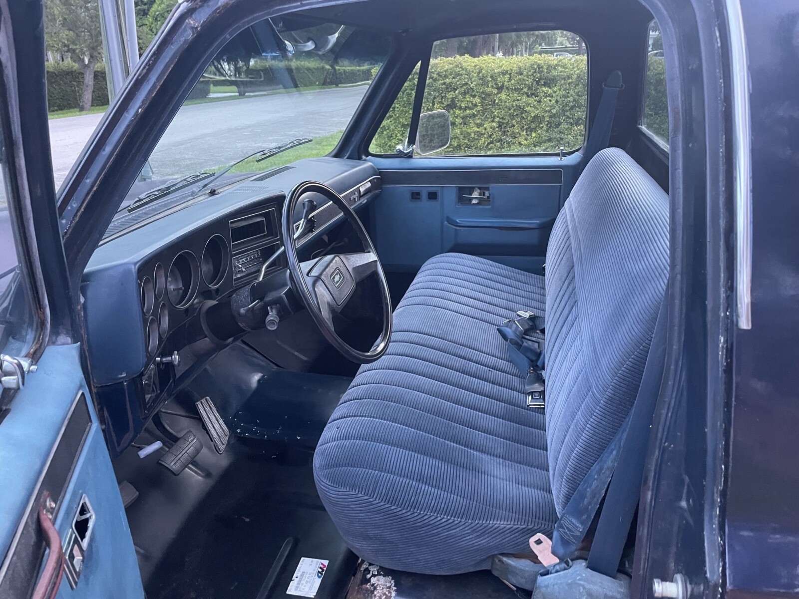 Chevrolet-C-10-1985-8