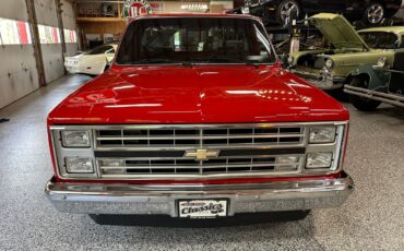 Chevrolet-C-10-1985-Pickup-Truck-20