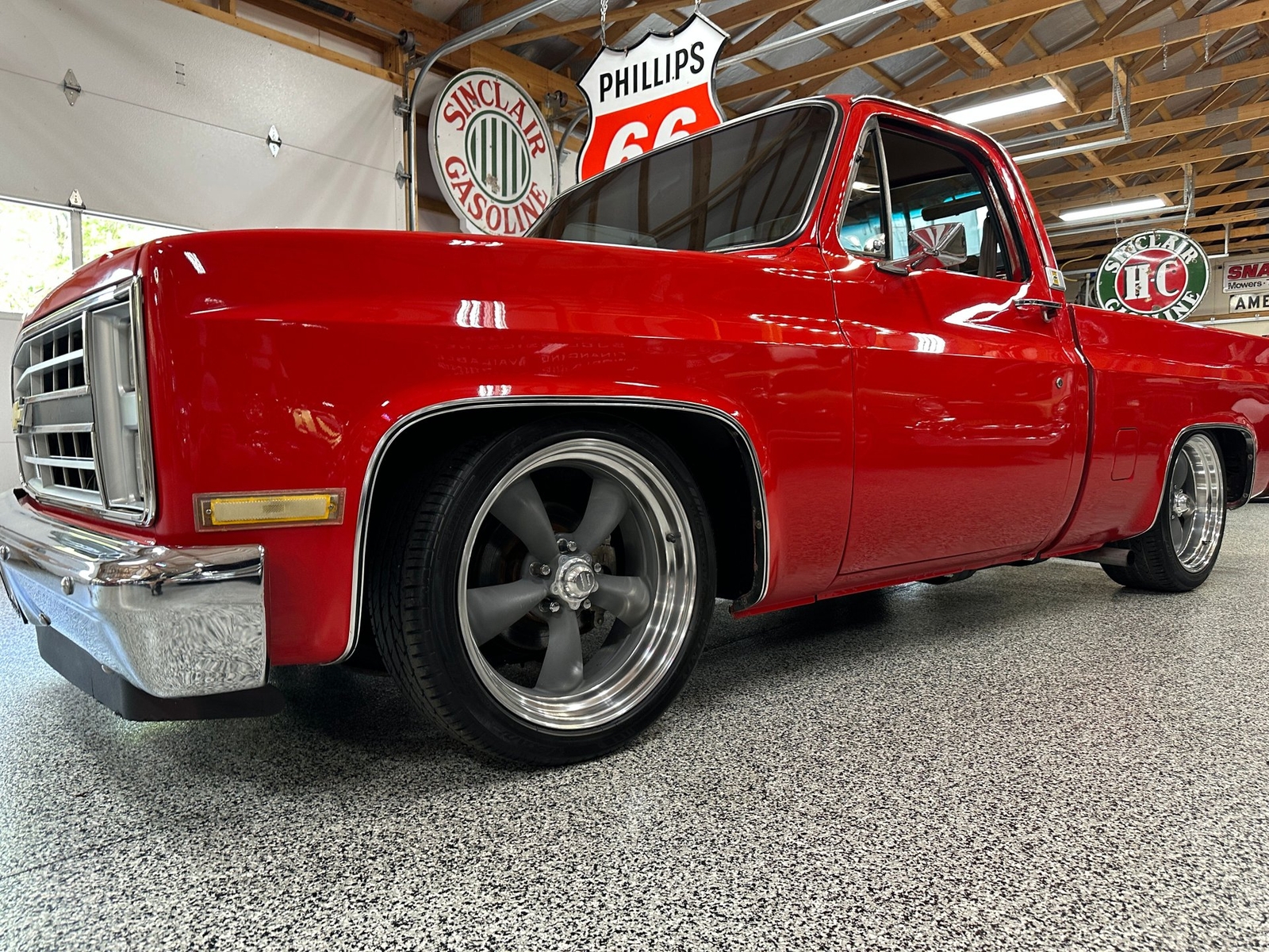 Chevrolet-C-10-1985-Pickup-Truck-27