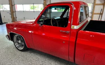 Chevrolet-C-10-1985-Pickup-Truck-29