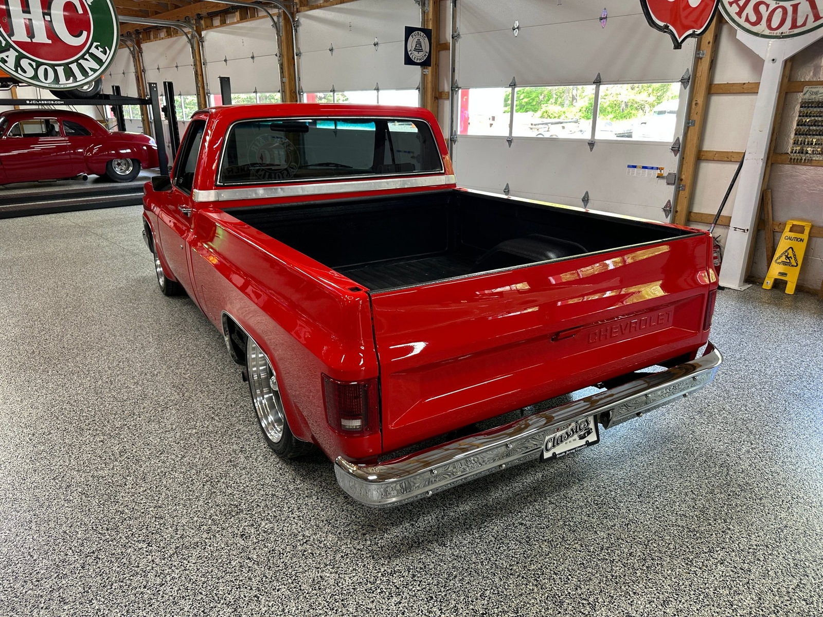 Chevrolet-C-10-1985-Pickup-Truck-32
