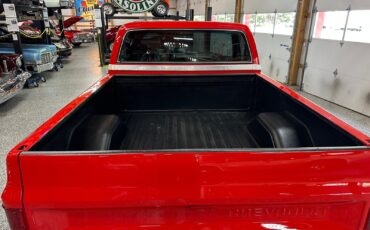 Chevrolet-C-10-1985-Pickup-Truck-33