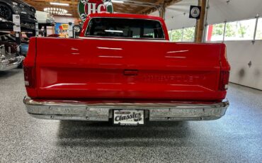 Chevrolet-C-10-1985-Pickup-Truck-34