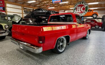 Chevrolet-C-10-1985-Pickup-Truck-38