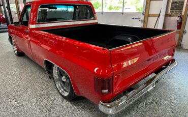 Chevrolet-C-10-1985-Pickup-Truck-4