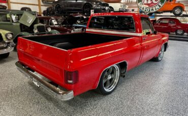 Chevrolet-C-10-1985-Pickup-Truck-6