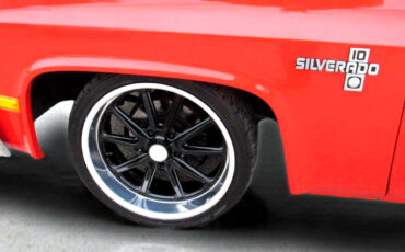 Chevrolet-C-10-1985-Truck-11