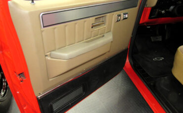 Chevrolet-C-10-1985-Truck-13