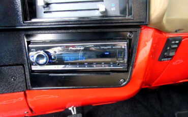 Chevrolet-C-10-1985-Truck-22