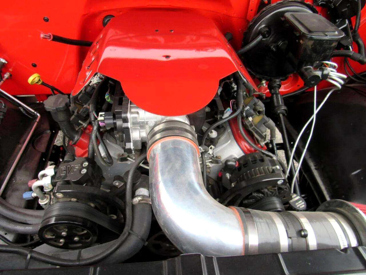 Chevrolet-C-10-1985-Truck-29