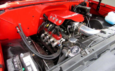 Chevrolet-C-10-1985-Truck-30
