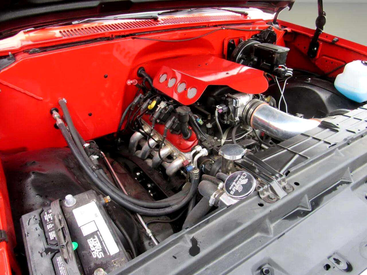 Chevrolet-C-10-1985-Truck-30