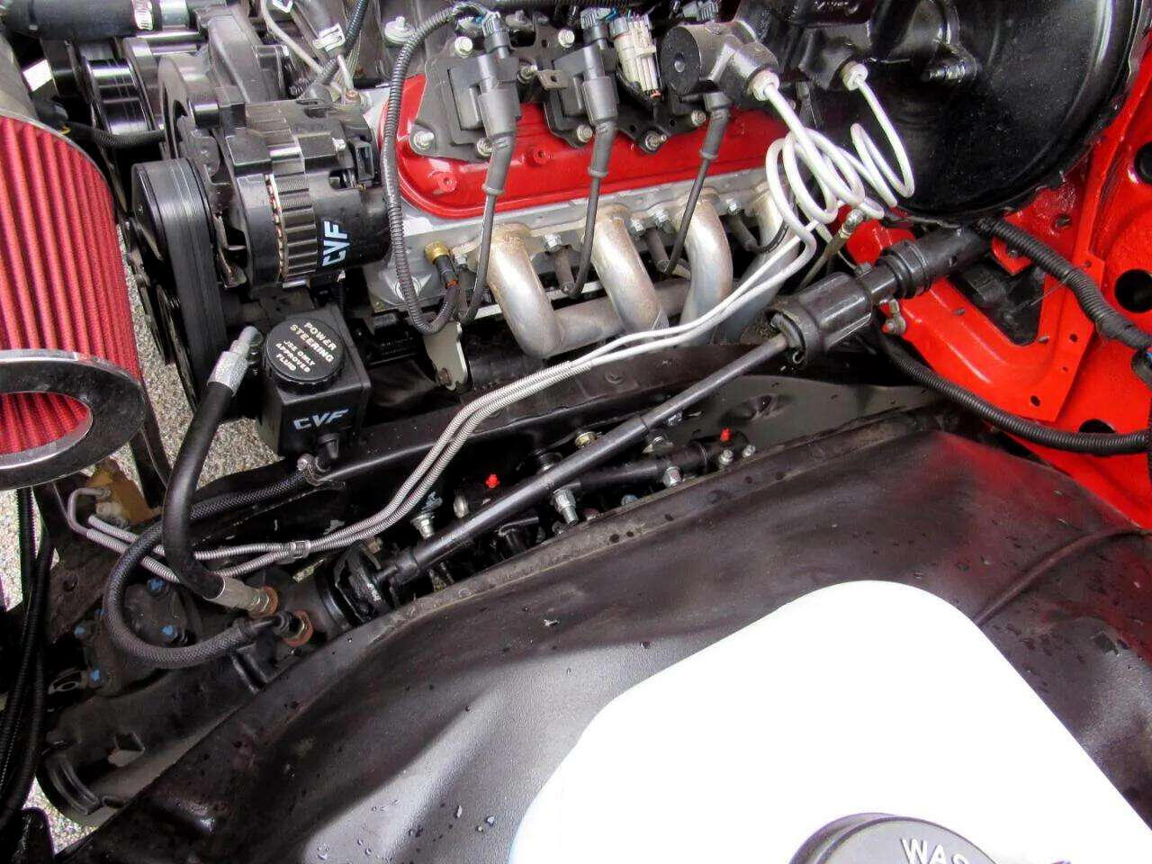 Chevrolet-C-10-1985-Truck-32