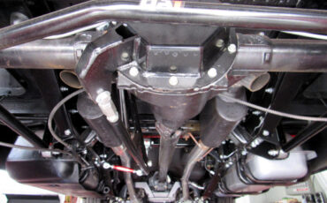 Chevrolet-C-10-1985-Truck-37