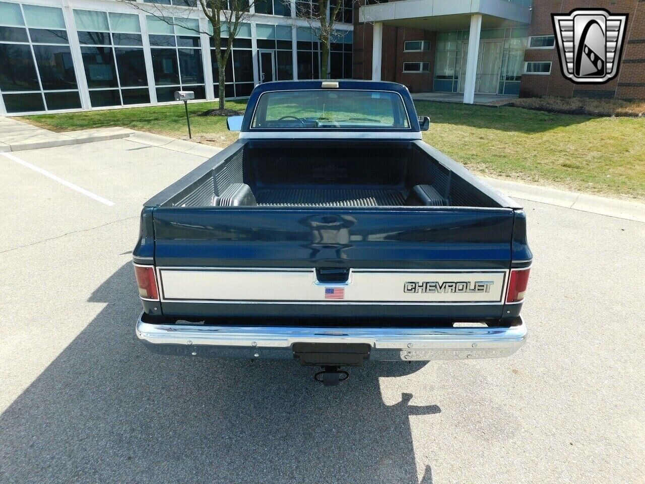 Chevrolet-C-10-1986-Standard-Cab-Pickup-4