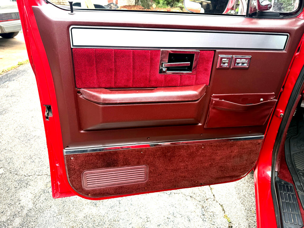 Chevrolet-C-10-1986-Truck-14