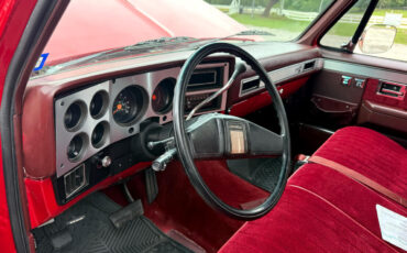 Chevrolet-C-10-1986-Truck-16