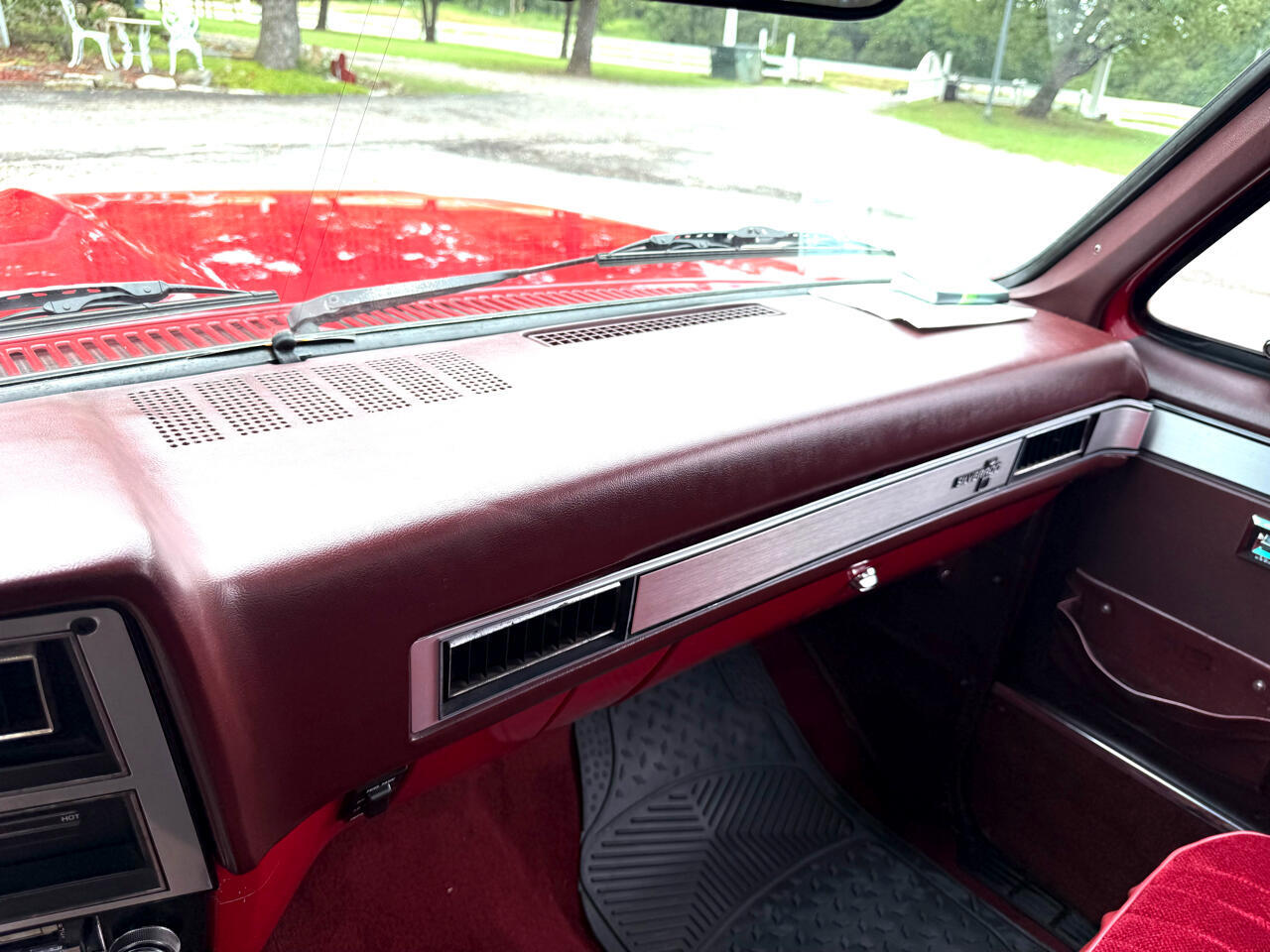 Chevrolet-C-10-1986-Truck-27