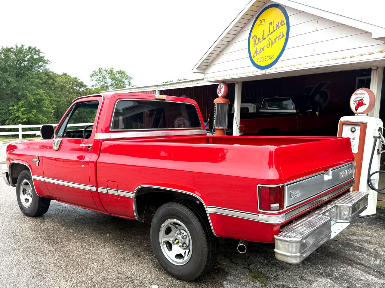 Chevrolet-C-10-1986-Truck-4