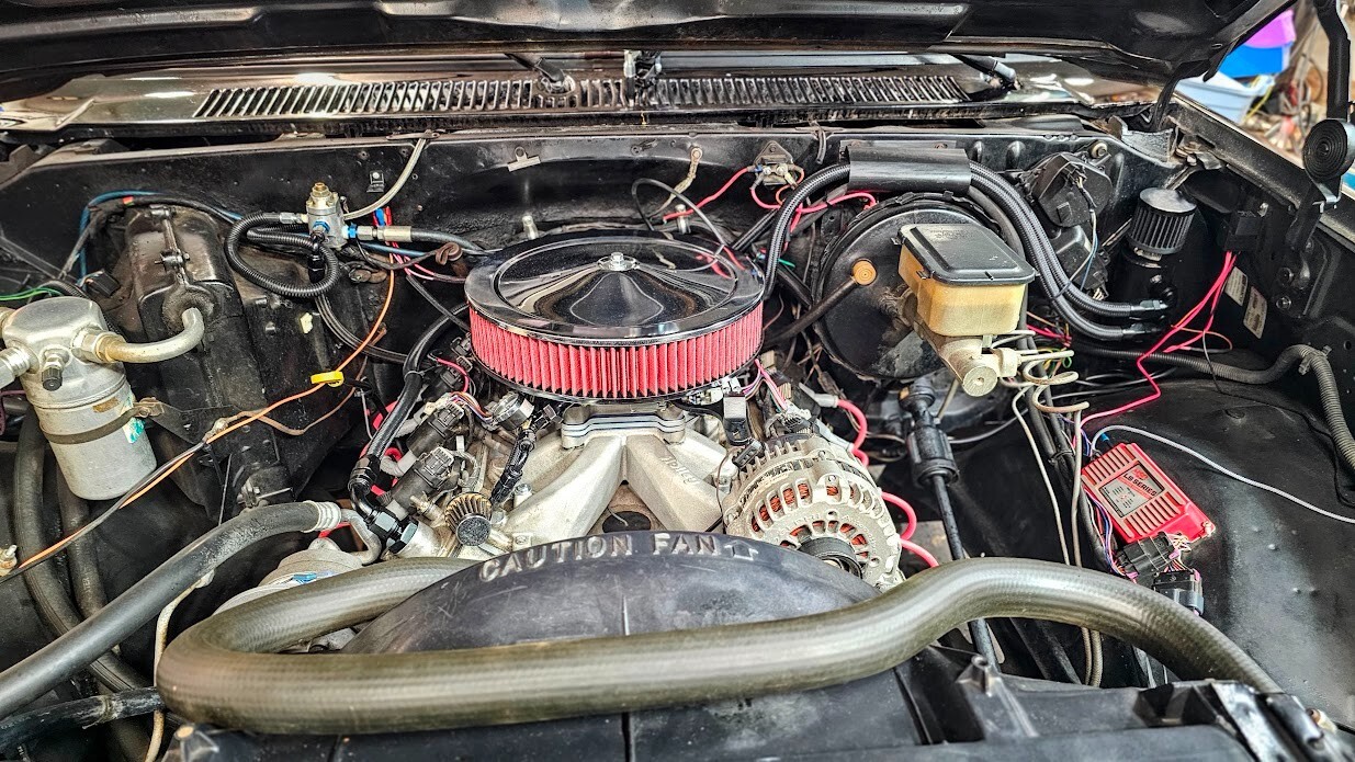 Chevrolet-C-10-1987-Standard-Cab-Pickup-25