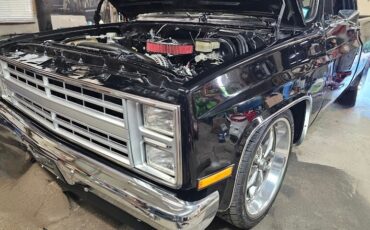 Chevrolet-C-10-1987-Standard-Cab-Pickup-30