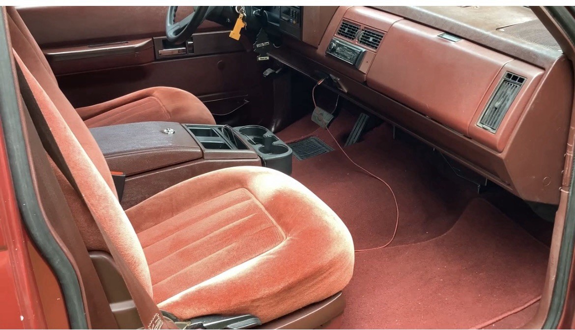 Chevrolet-C-10-1989-5
