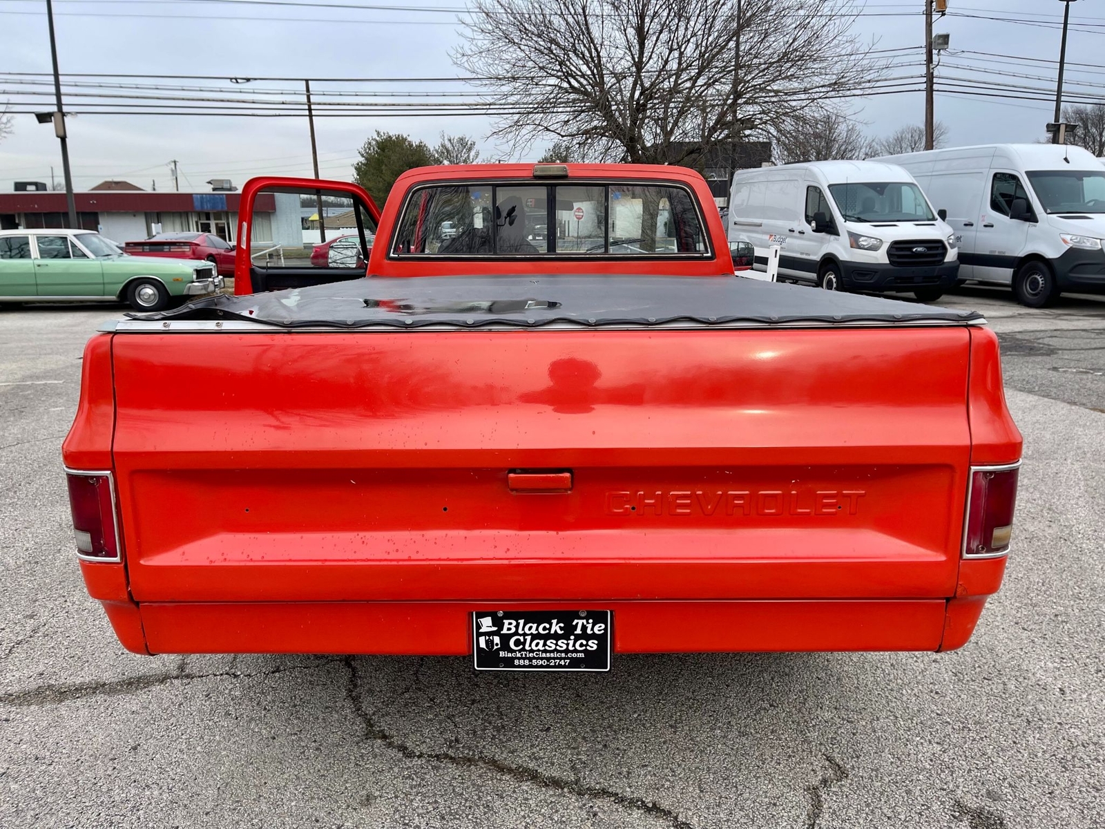 Chevrolet-C-10-Silverado-1986-Custom-10