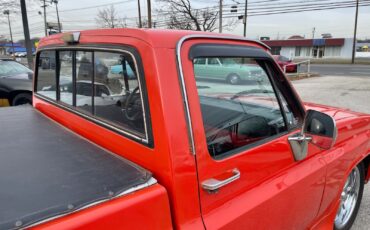 Chevrolet-C-10-Silverado-1986-Custom-14