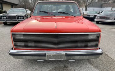 Chevrolet-C-10-Silverado-1986-Custom-18