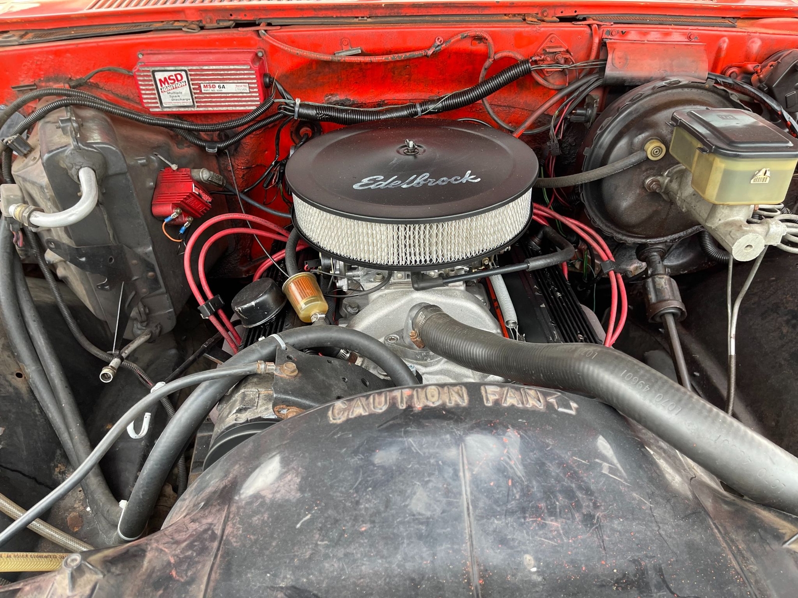 Chevrolet-C-10-Silverado-1986-Custom-24