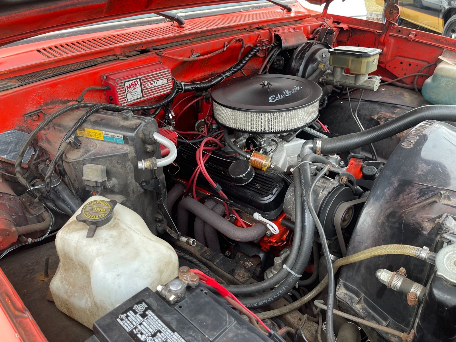 Chevrolet-C-10-Silverado-1986-Custom-27