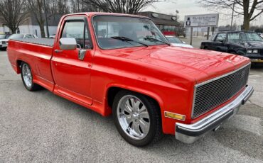 Chevrolet-C-10-Silverado-1986-Custom-3