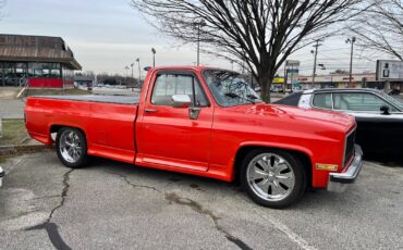 Chevrolet-C-10-Silverado-1986-Custom-5