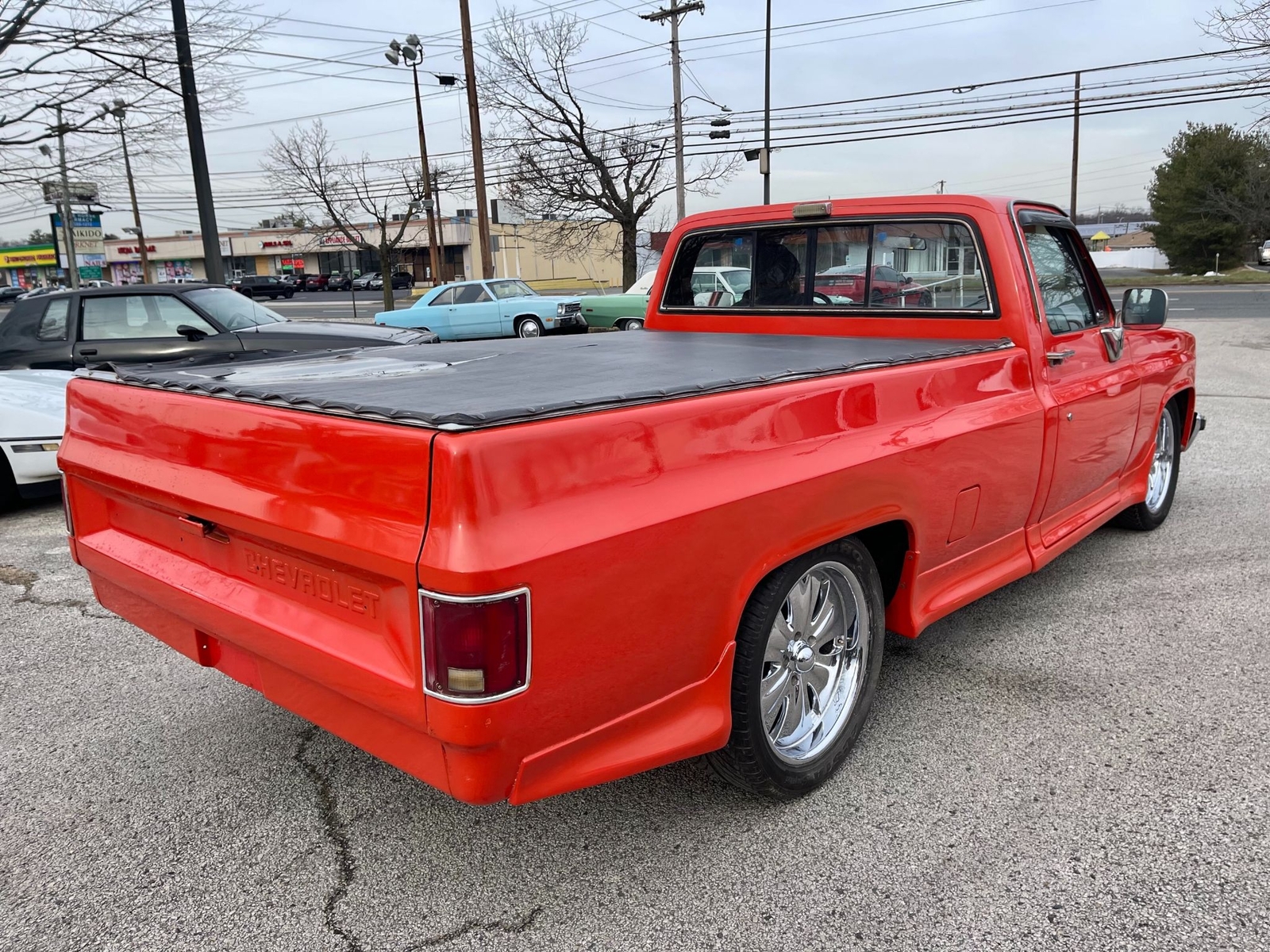 Chevrolet-C-10-Silverado-1986-Custom-8