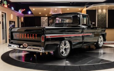 Chevrolet-C10-1961-Pickup-Truck-12