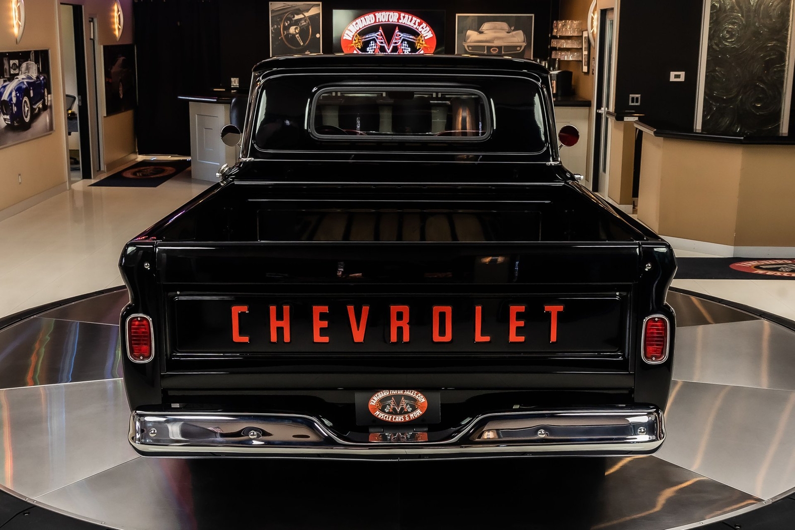 Chevrolet-C10-1961-Pickup-Truck-15