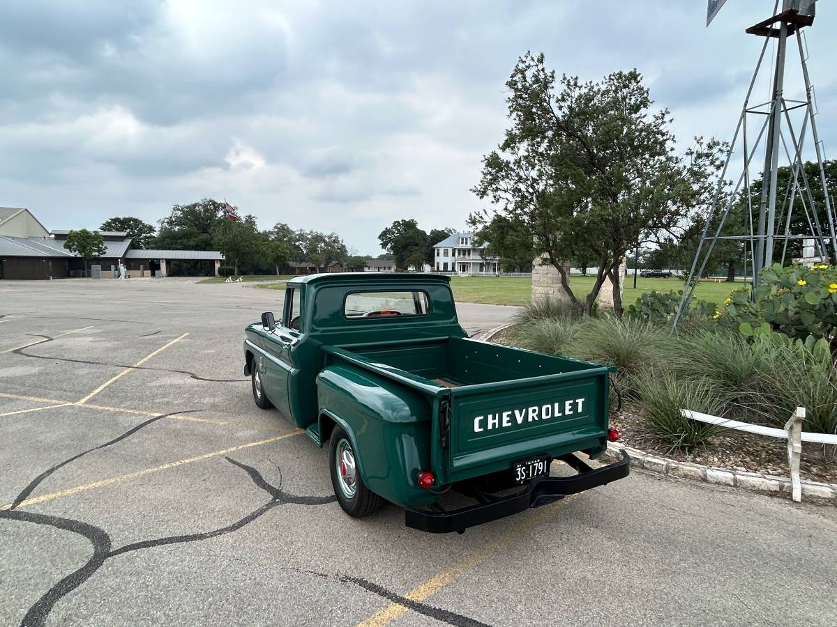 Chevrolet-C10-1963-green-3