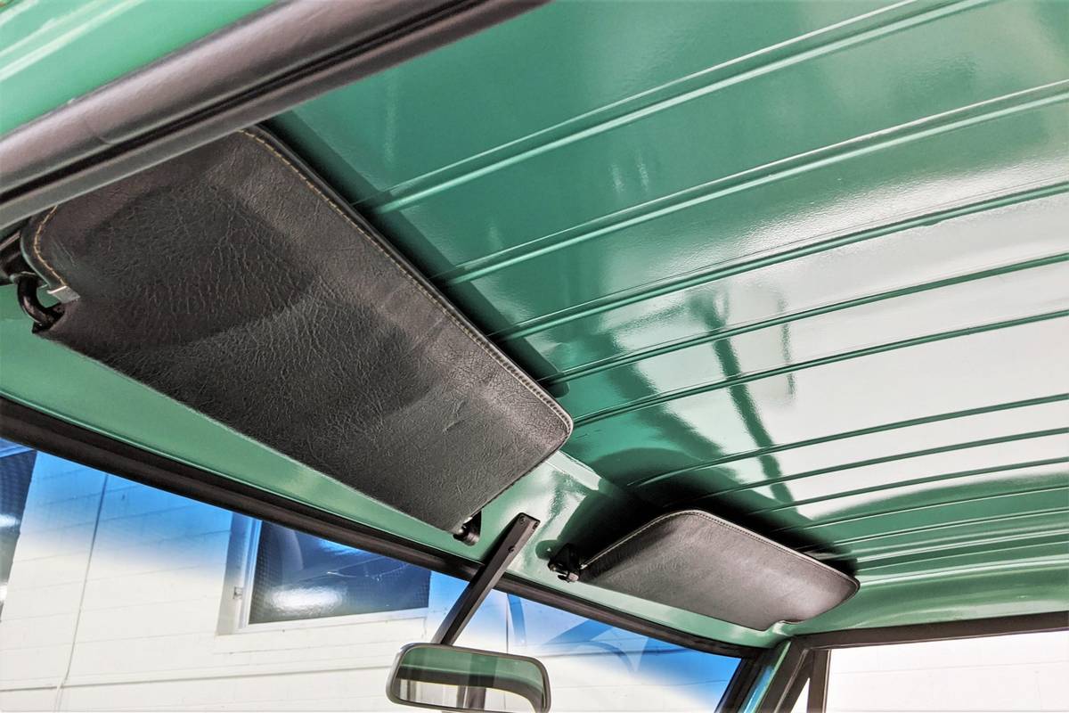 Chevrolet-C10-1967-green-6